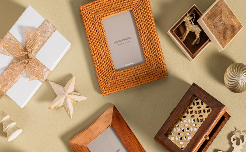 porta-retrato como uma opção de presente de natal para diversos membros da família, com diversos modelos e tamanhos disponíveis.