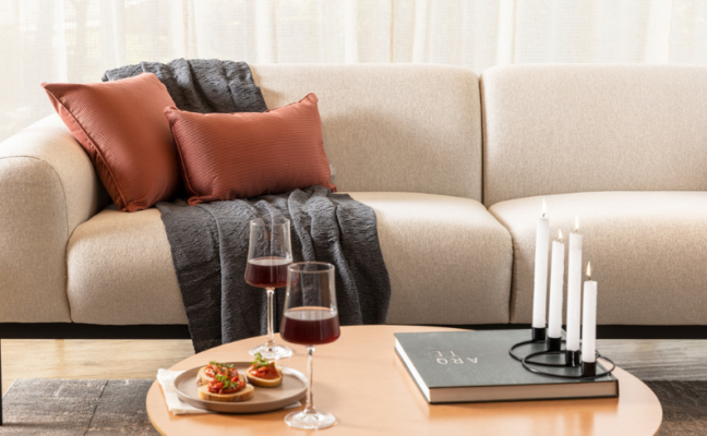 diferenca entre manta e xale para sofa