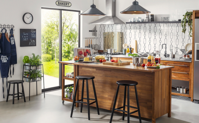 cozinha completa com banqueta para bancada da cozinha na cor preta