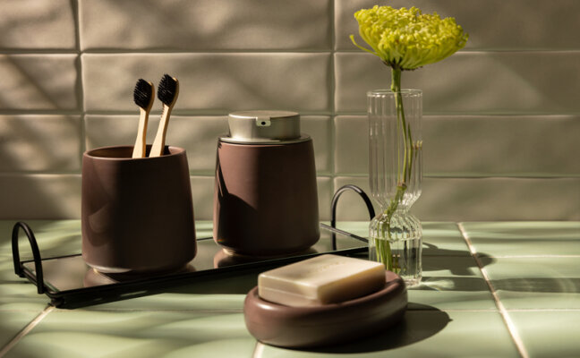 kit acessórios para banheiro com porta-escova de dente e porta-sabonete, saboneteira e vaso para planta